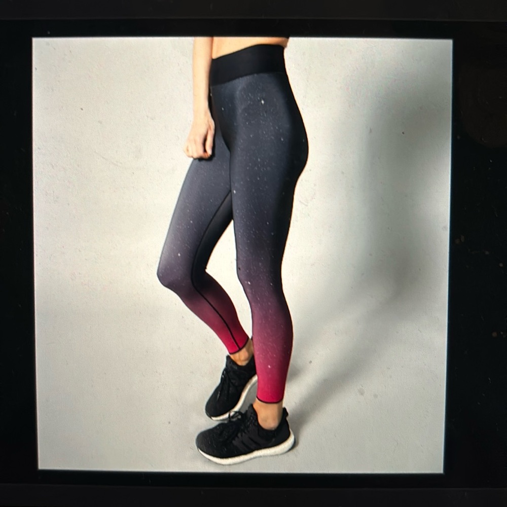 NWOT Ultracor Galaxia high waist leggings with Swarovski crystals size small